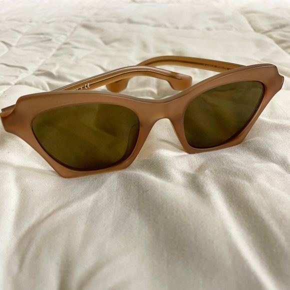 Burberry Sunglasses - Picture 1 of 3